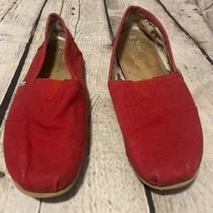 toms Red Size 14